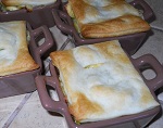 Mini pasticci di tortellini in crosta