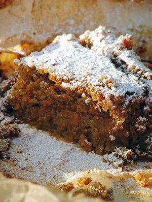 Carrot cake with nutmeg