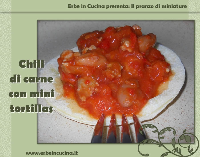 Chili di carne con mini tortillas